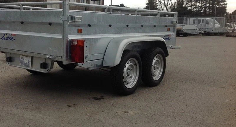 Remorque benne Lider robuste, PTAC 1500 kg, double essieu avec freins