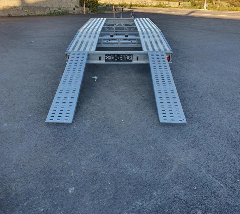 Porte-voitures Boro JUPITER 450 x 200 cm 2700 kg PTAC + accessoires offerts